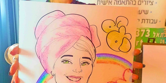 אטרקציית קריקטורות מיוחדת לאירוע בת מצווה - בתאל הקריקטוריסטית תעניק מתנה ומזכרת לכל האורחים