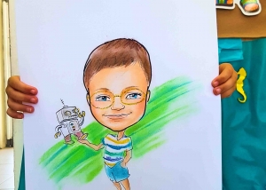 אטרקציית ציורי קריקטורות מדהימות מלאות בצע לילדי גן כמתנת סוף שנת הלימודים